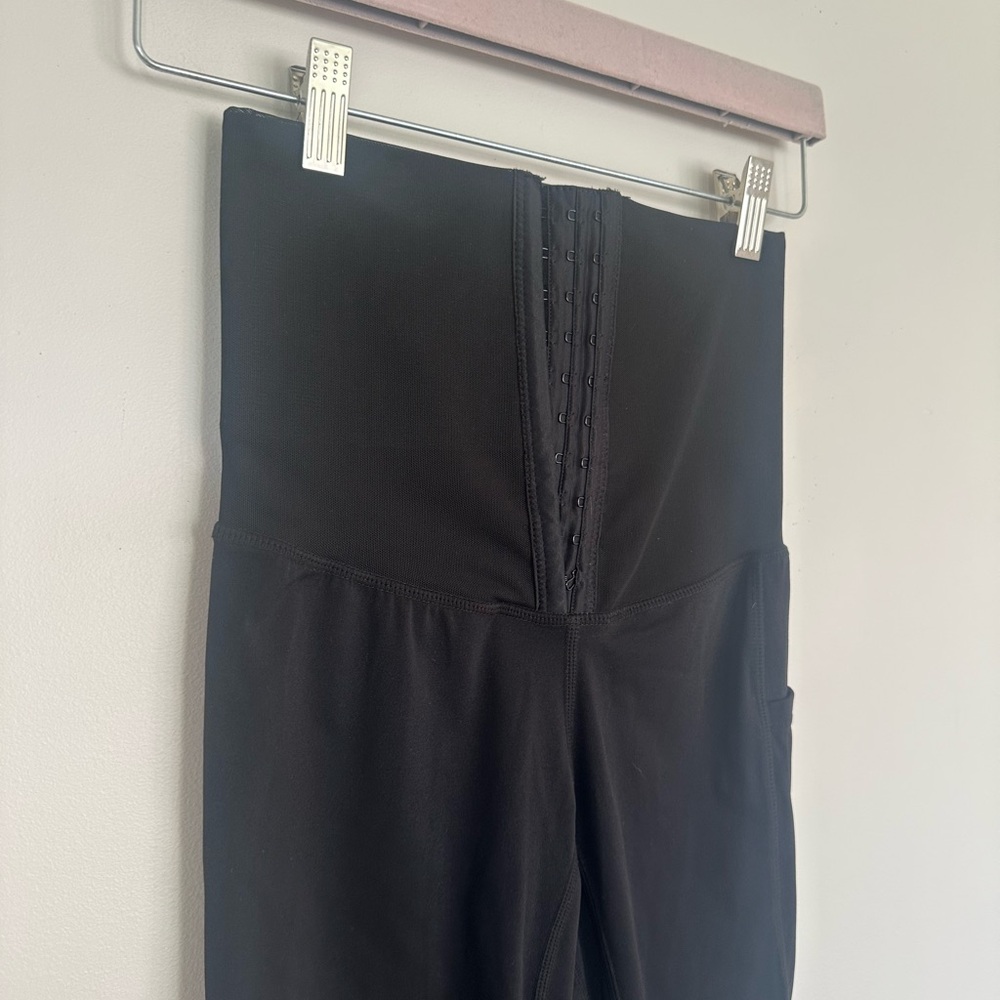 Athletics Motions Black High-Waisted Leggings with Built-In Waist Trainer Size S - Picture 4 of 8
